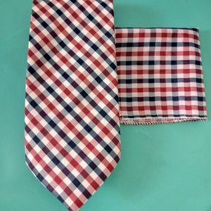 Accessories - 100% Silk Tie w/ Matching Pocket Square Accessories - 100% Silk Tie w/ Matching Pocket Square